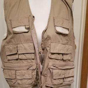 Fishing vest